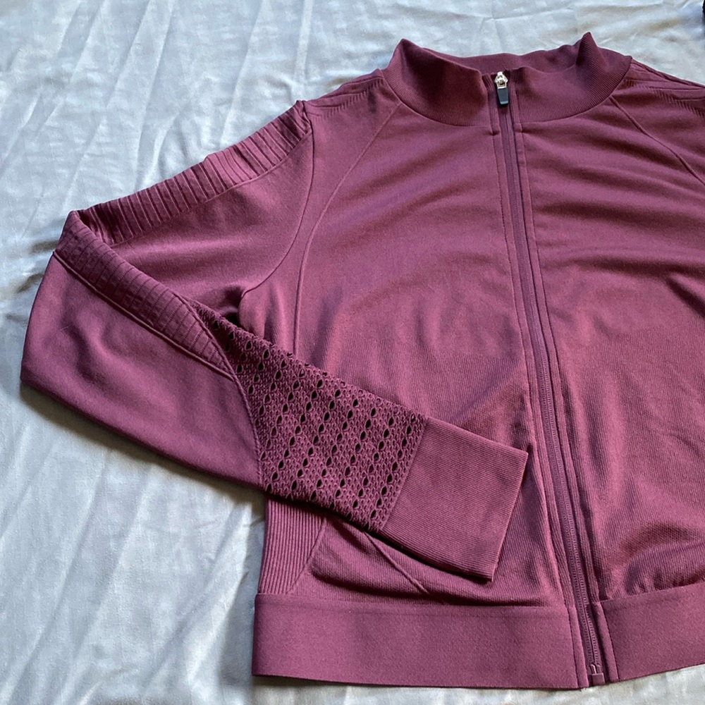 🌺 2 for $30 Stylish NEW Athletic Jacket with Thumbholes Sz M